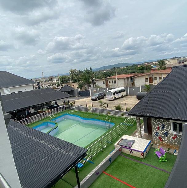 balcony pool view